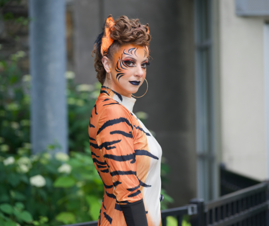 Tiger Performer at Philadelphia Zoo