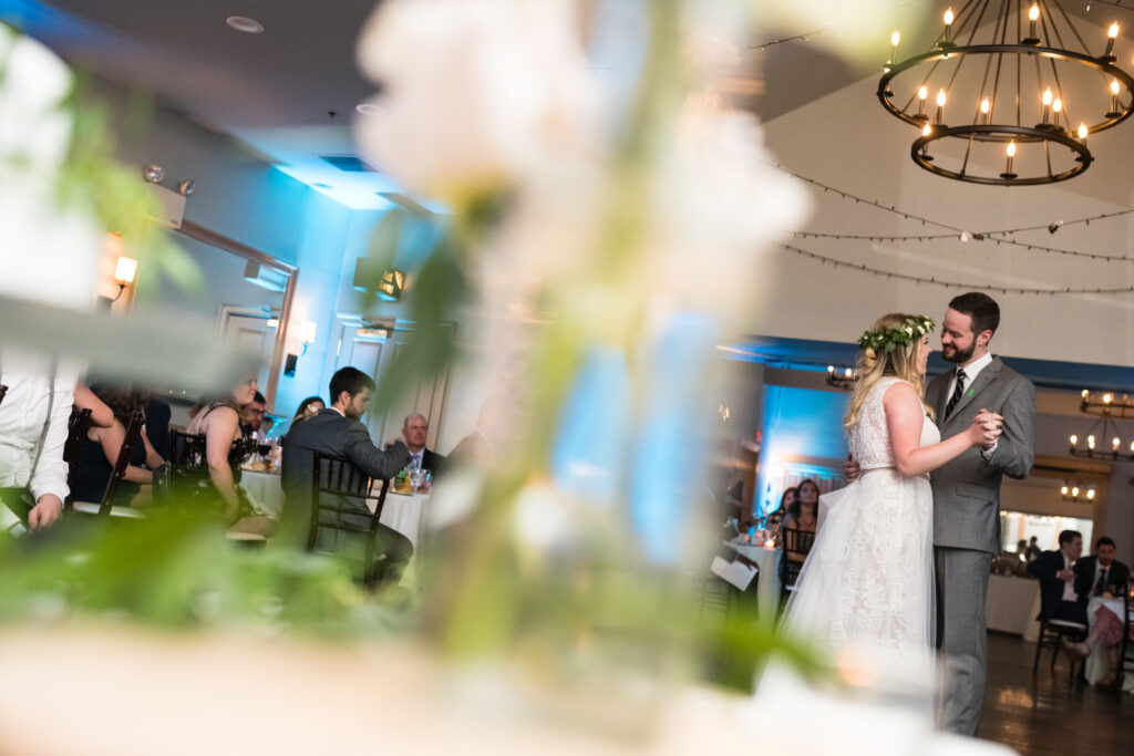 Newlyweds first dance