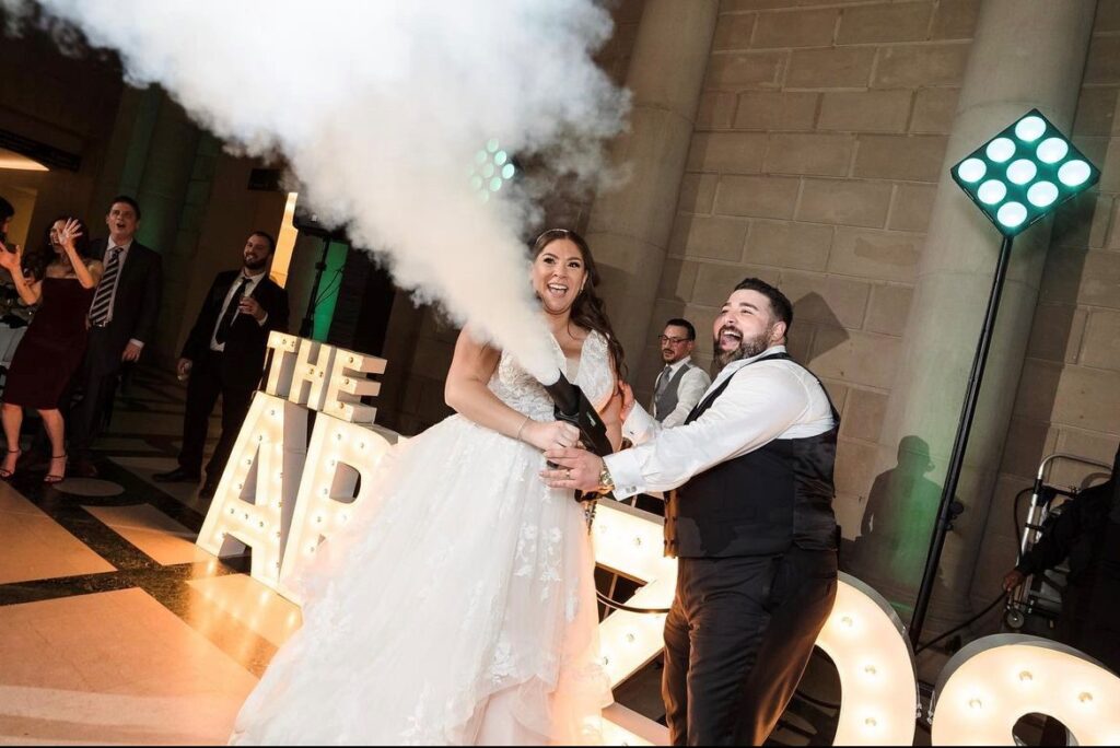 Co2 Cannon live wedding